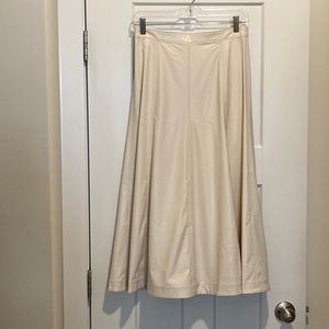 Beautiful ImitationLeather Skirt,flare ,Cream, size-0,